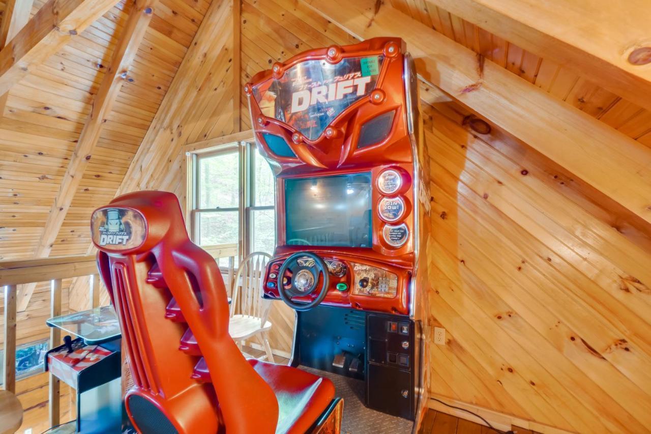 Cabin With Hot Tub About 6 Mi To Downtown Gatlinburg! Экстерьер фото