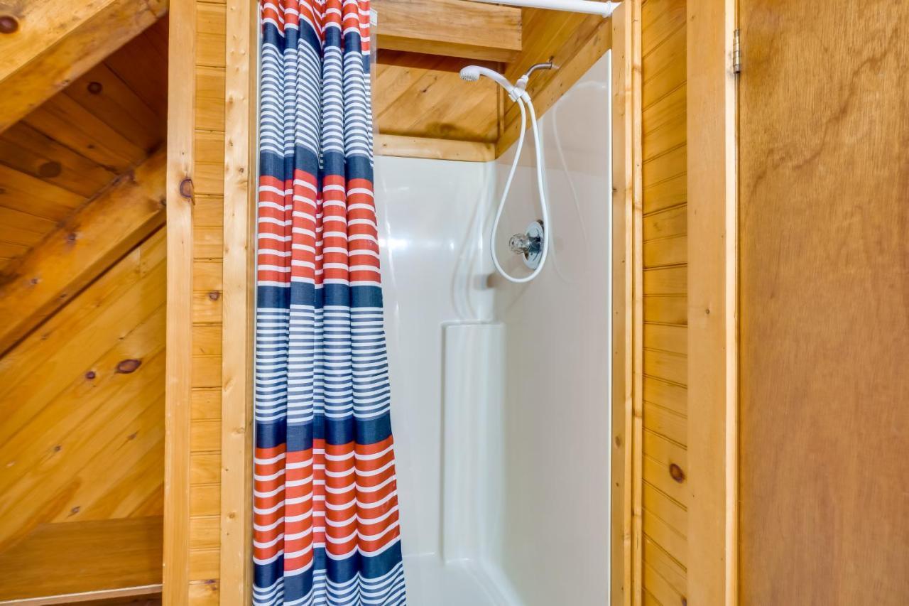 Cabin With Hot Tub About 6 Mi To Downtown Gatlinburg! Экстерьер фото